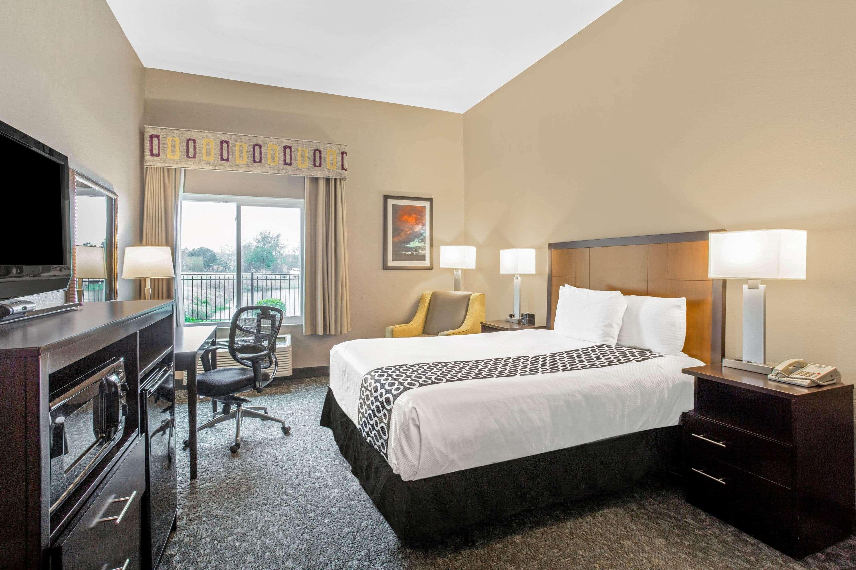 Hotel La Quinta By Wyndham Biloxi Exterior foto
