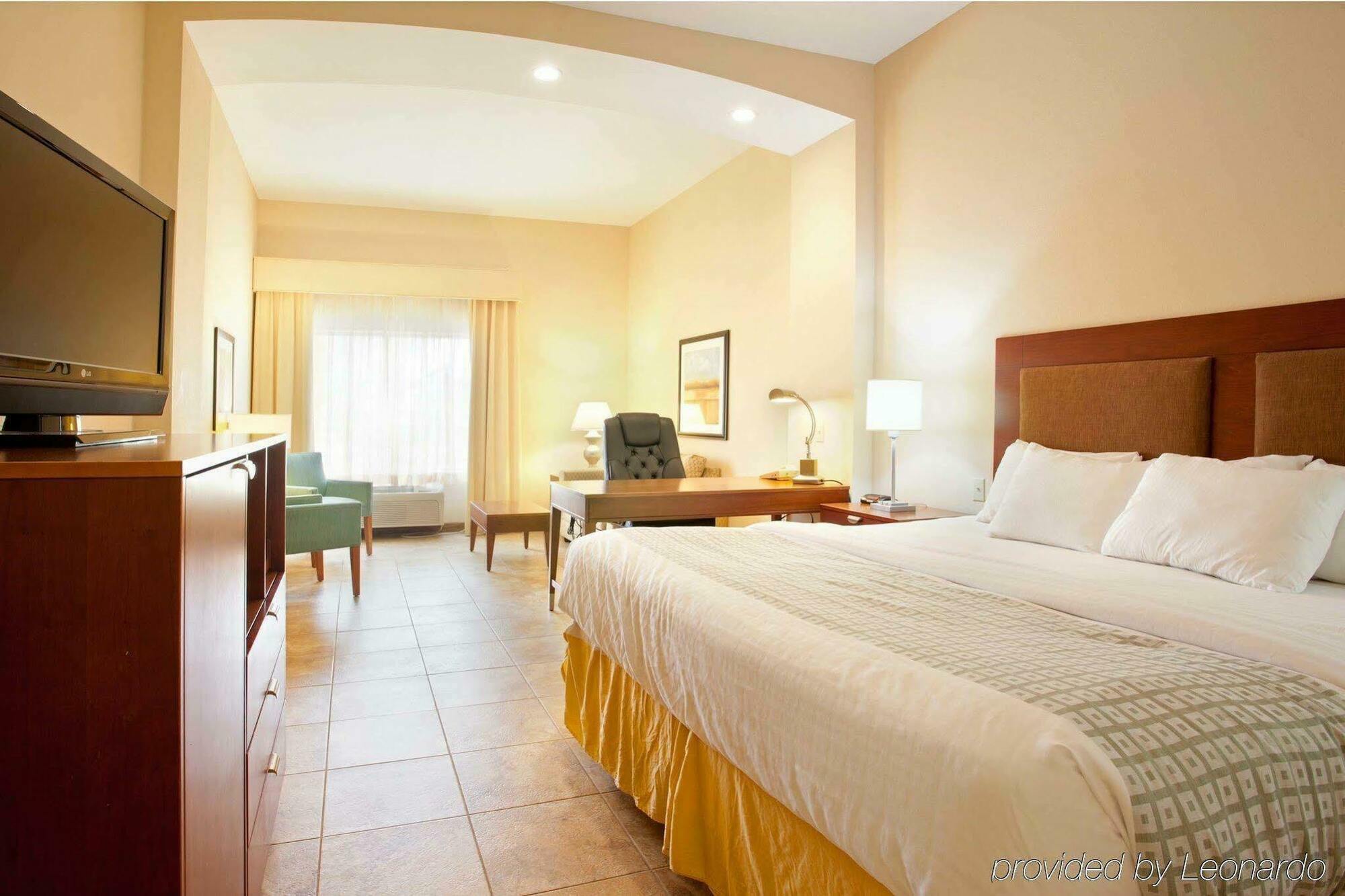 Hotel La Quinta By Wyndham Biloxi Exterior foto